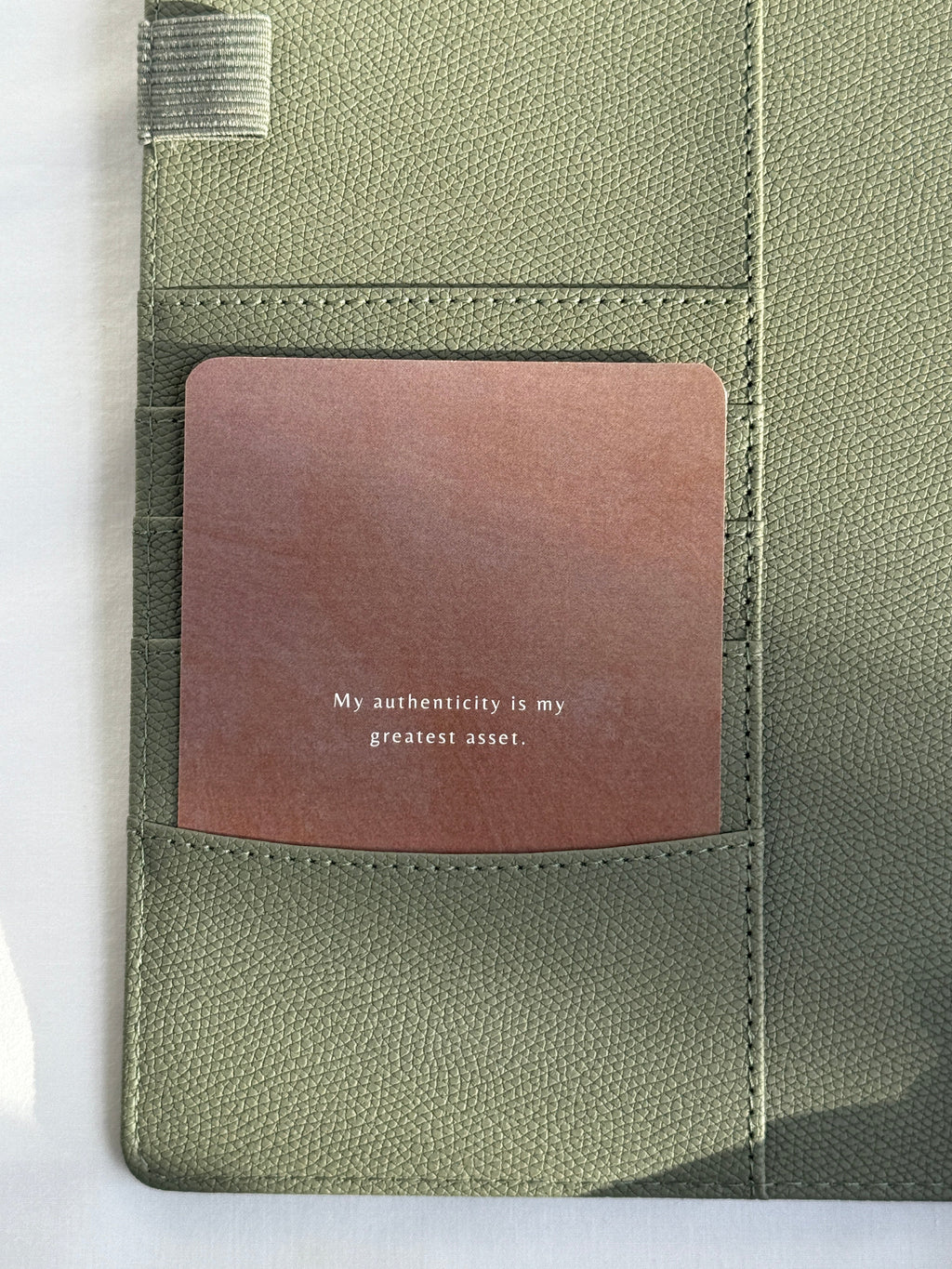 PLACEHOLDER: Binder interior pocket detail